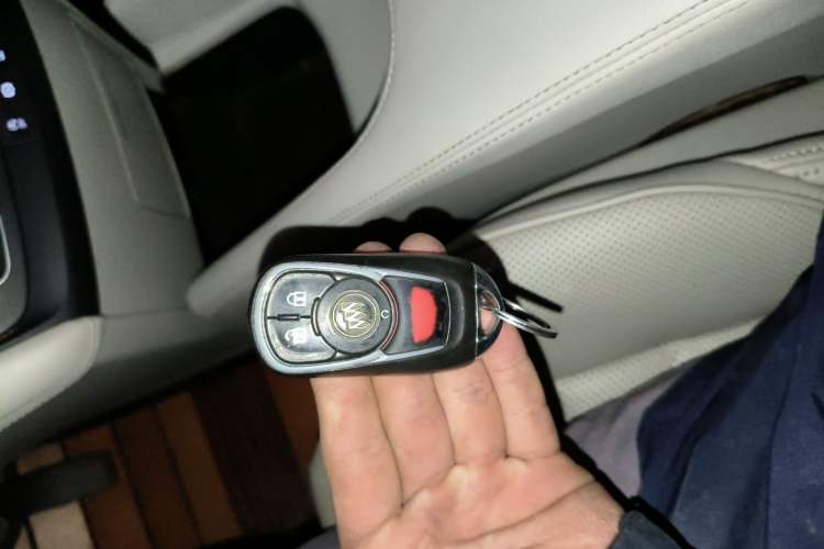 Used Buick GL8 2018 ES 28T Comfort Model China VI Standard