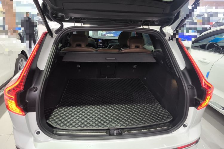 Used Volvo XC60 2021 T5 4x4 Smart Luxury Edition