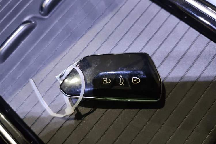 Used Volkswagen ID.4 X 2021 Pro Smart Long-Range Edition
