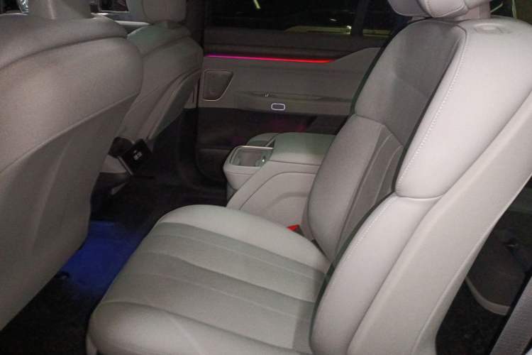 Used Nio ES8 2023 75 kWh