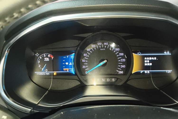 Used Ford Edge 2016 EcoBoost 245 Two-Wheel-Drive Titanium 7-Seater
