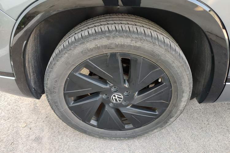 Used Volkswagen Tayron 2023 Revised Version 380TSI All-Wheel Drive R-Line High-Energy Edition
