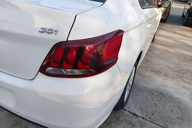 Used Peugeot 301 2017 1.6L Automatic Comfort Edition
