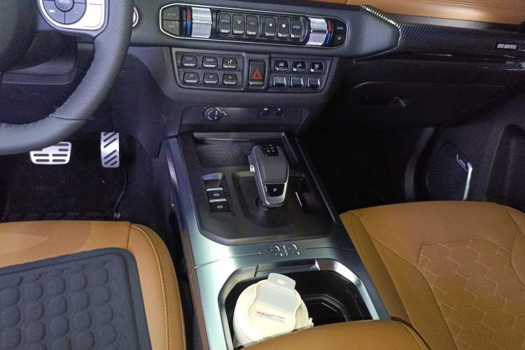 Used  T01 2024 2.0T Explorer
