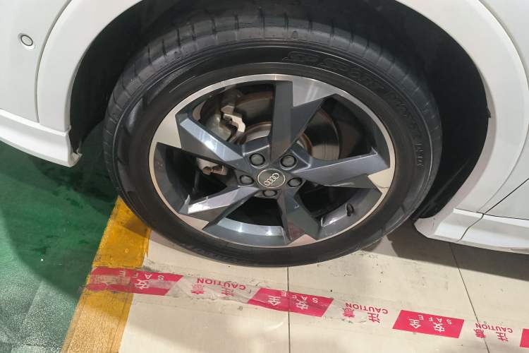 Used Audi Q3 2021 35 TFSI Fashion Dynamic Model