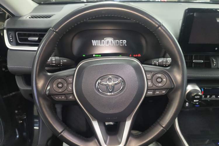 Used Toyota Wildlander 2023 Dual-Motor 2.5L E-CVT Four-Wheel Drive Prestige Edition
