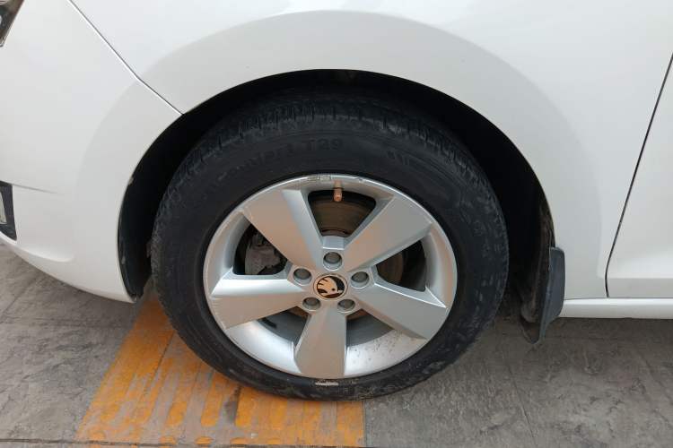 Used Skoda Rapid 2016 1.6L Manual Trend Edition