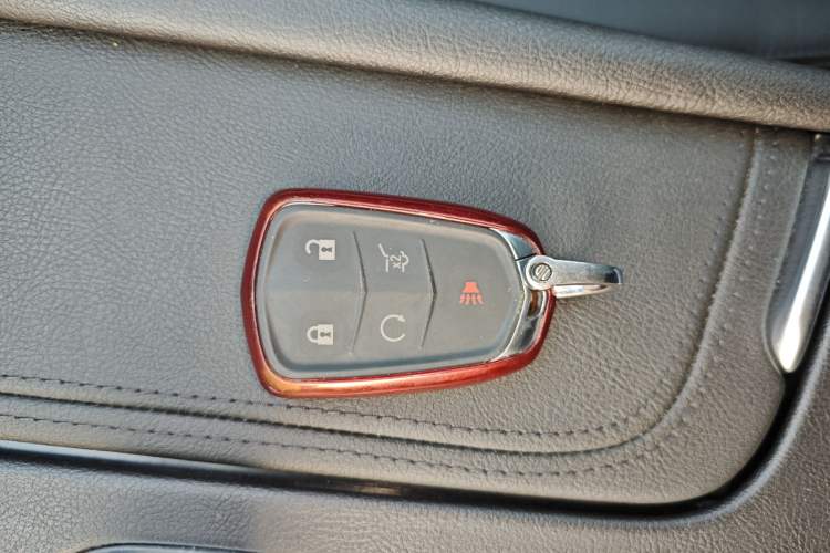 Used Cadillac XT5 2018 25T Luxury Model
