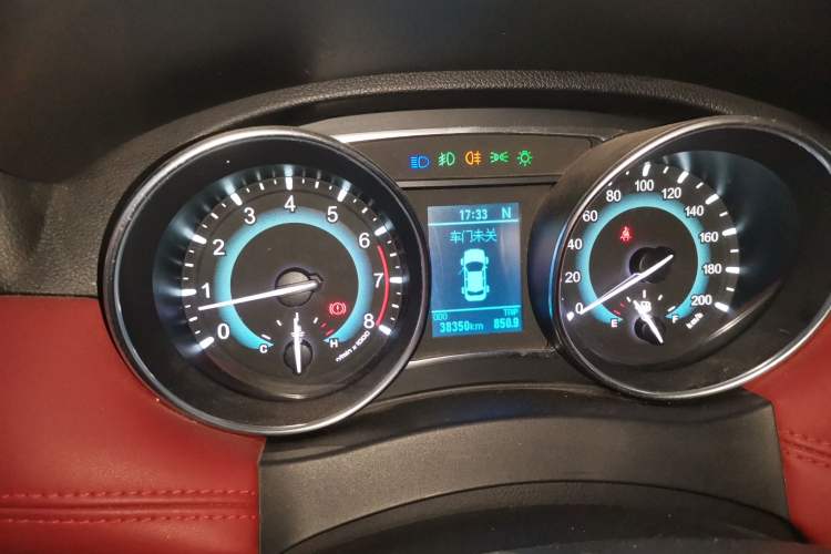 Used Haval H1 2016 Blue Label 1.5L AMT Luxury Model
