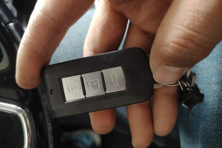 Used Mitsubishi Outlander 2016 2.4L 4x4 Elite Edition 5 Seats