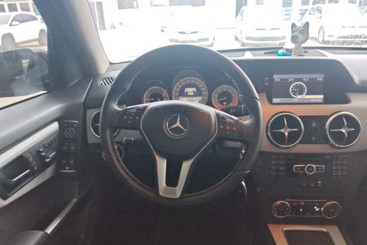 Used Mercedes-Benz GLK-Class 2014 GLK 260 4MATIC Dynamic Model
