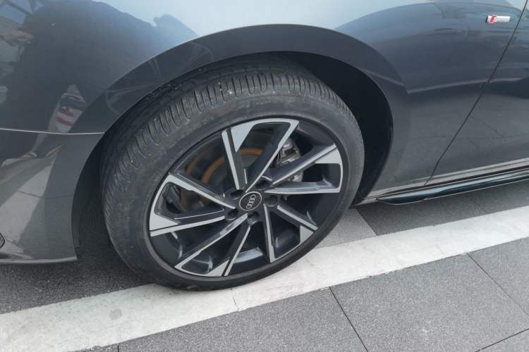 Used Audi A4L 2023 40 TFSI Luxury Dynamic Model