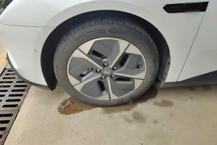 Used XPeng MONA M03 2024 620 with Ultra-Long Range
