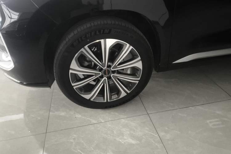 Used  Lanyue 2024 International Version 400T Four-Wheel Drive StarRui 7-Seater
