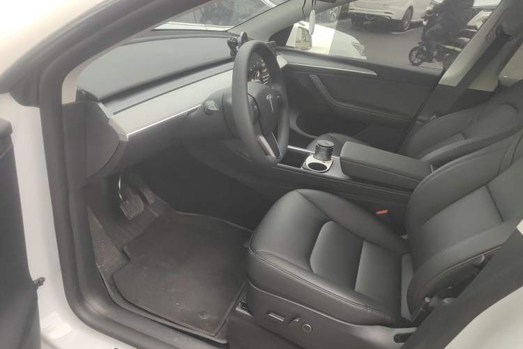 Used Tesla Model Y 2024 Rear-Wheel-Drive Version