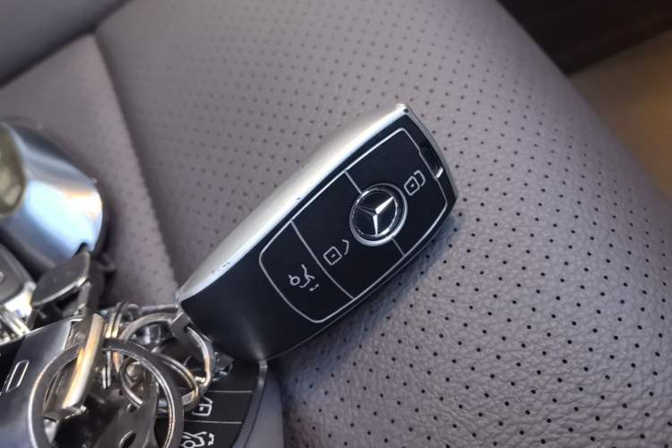 Used Mercedes-Benz GLE 2022 GLE 350 4MATIC Stylish Model
