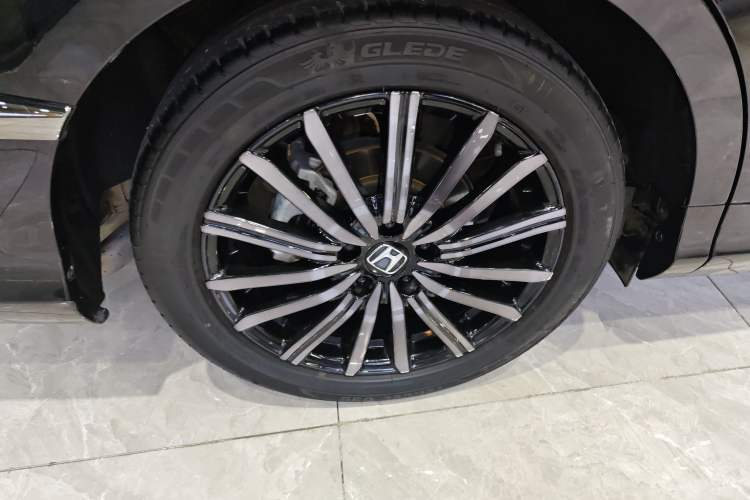 Used Honda Elysion 2024 2.0L eHEV Luxury Edition
