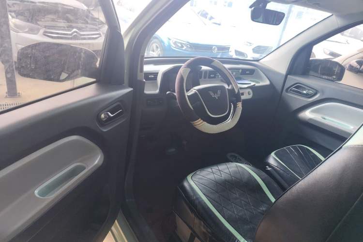 Used Wuling Hongguang MINIEV 2021 Macaron Fashion Edition Lithium-Ion Battery
