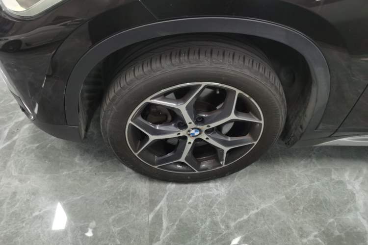 Used BMW X1 2018 xDrive20Li Luxury Model
