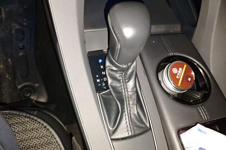 Used Toyota Avalon 2019 2.0L Luxury Edition China VI Standard