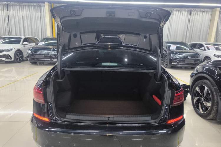 Used Volkswagen Passat 2023 Revised 330TSI Elite Edition
