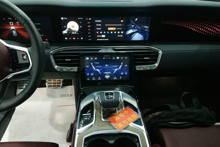 Used Hongqi E-HS9 2022 690 km Range Flagship Edition Six Seats
