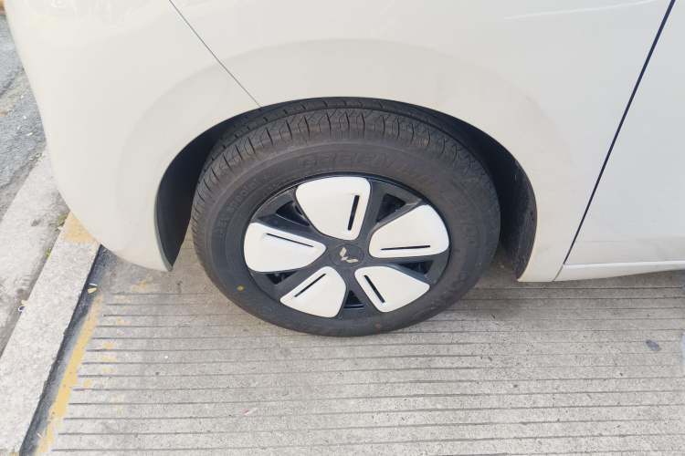 Used Wuling Hongguang MINIEV 2025 Four-Door Version Advanced Edition
