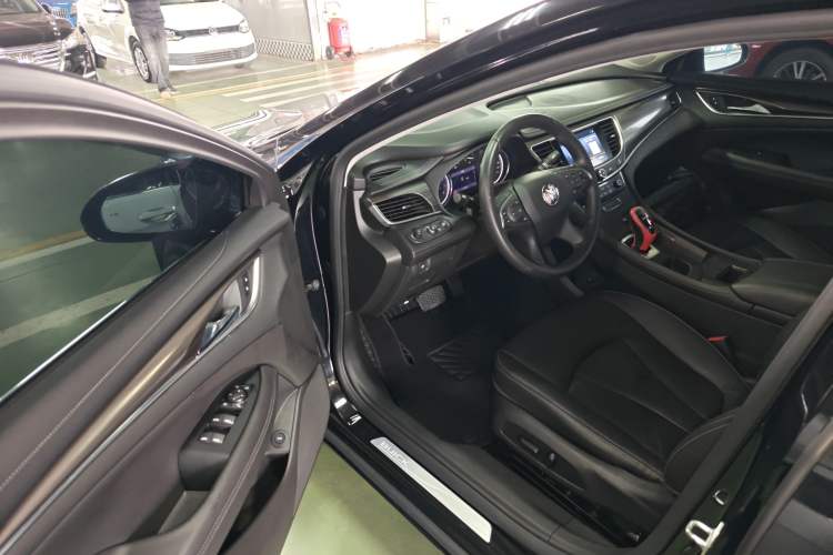 Used Buick LaCrosse 2022 552T Luxury Version
