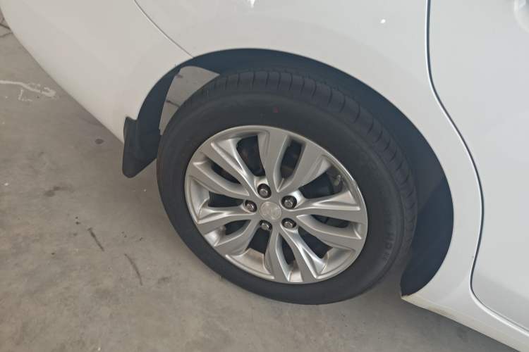 Used Buick GT 2018 15T Dual-Clutch Elite Model China V Standard
