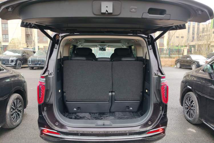 Used Hongqi HQ9 PHEV 2024 2.0T Four-Wheel Drive Business Edition