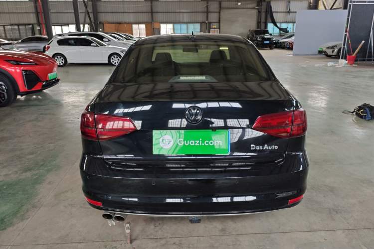 Used Volkswagen Sagitar 2015 1.6L Automatic Comfort Model