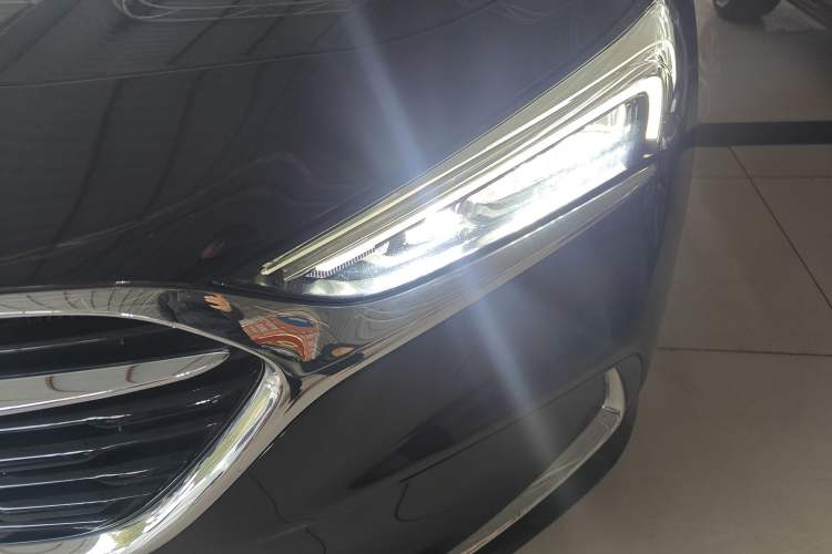 Used Buick LaCrosse 2021 652T Luxury Model
