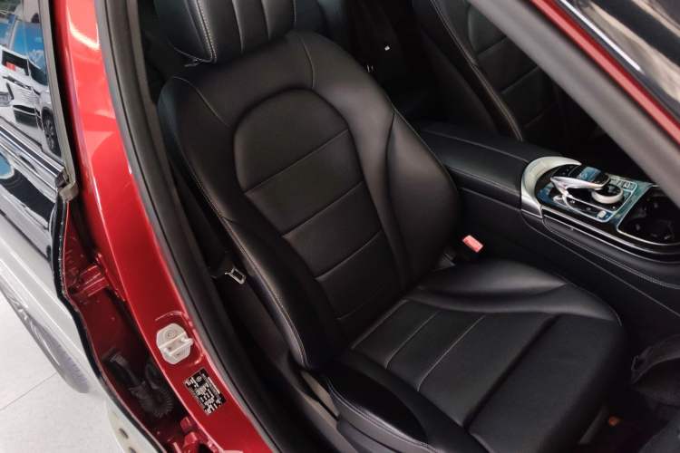 Used Mercedes-Benz GLC 2016 GLC 260 4MATIC Dynamic Edition