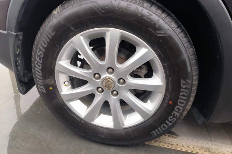 Used Buick Envision 2018 20T Two-Wheel-Drive Elite Model
