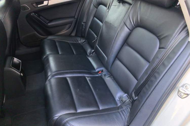 Used Audi A4L 2013 35 TFSI Automatic Standard Model
