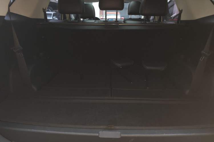 Used Dongfeng Fengon S560 2018 1.8L CVT Smart Connect 7-Seater
