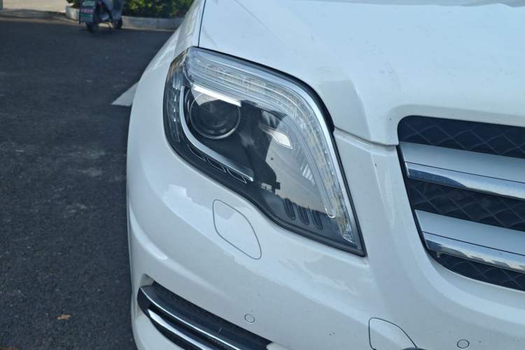 Used Mercedes-Benz GLK-Class 2015 GLK 260 4MATIC Fashion Edition Ultimate Version
