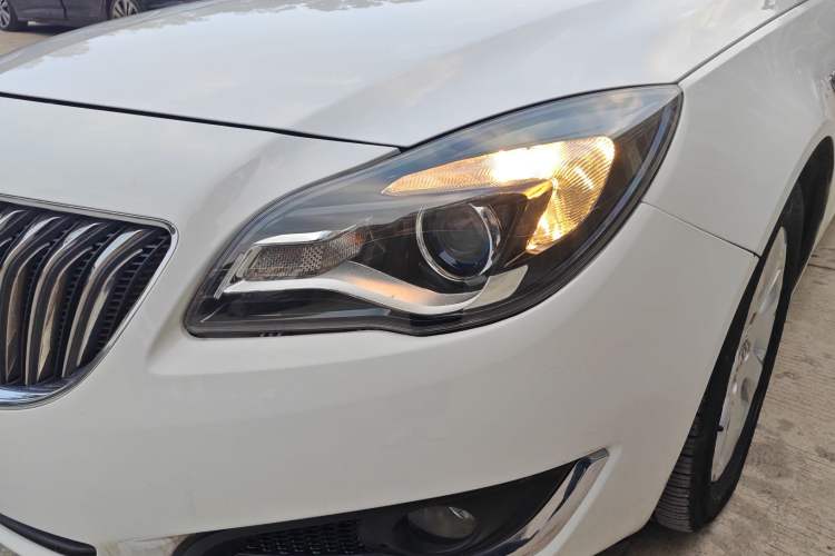 Used Buick Regal 2014 2.0L Leading Fashion Edition