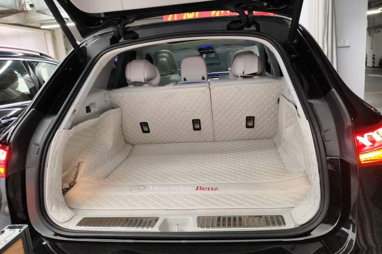 Used Mercedes-Benz EQE SUV 2023 350 4MATIC Pioneer Edition
