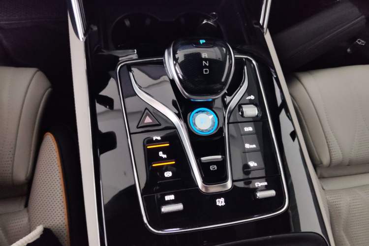 Used BYD Tang New Energy 2022 EV 600KM Luxury Model