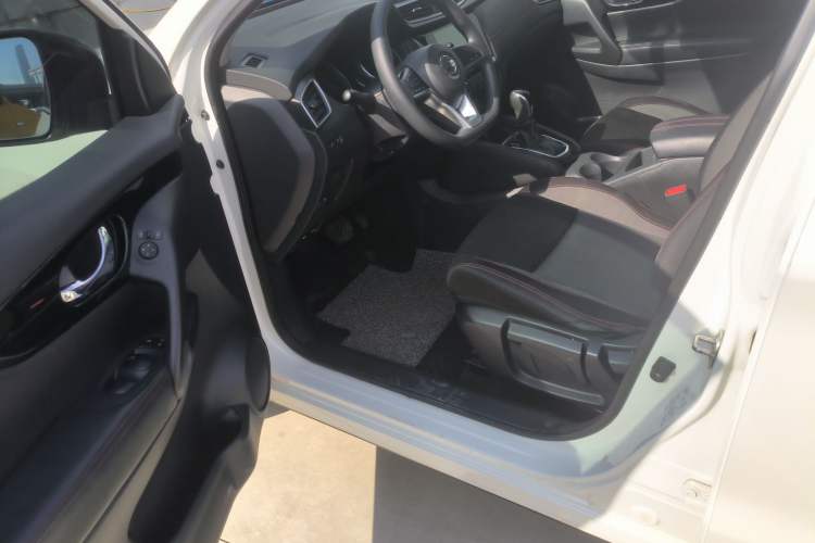 Used Nissan Qashqai 2019 2.0L CVT Smart Enjoyment Version
