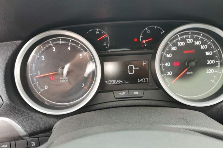 Used Peugeot 408 2015 1.2T Automatic Luxury Edition