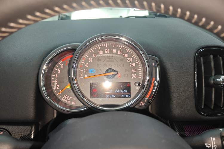 Used  Countryman 2018 1.5T COOPER Artist
