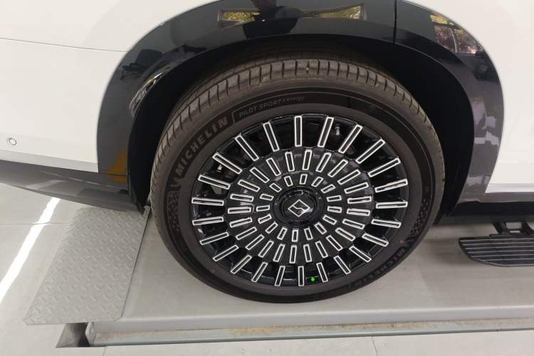 Used Zeekr 9X 2025 Max Edition
