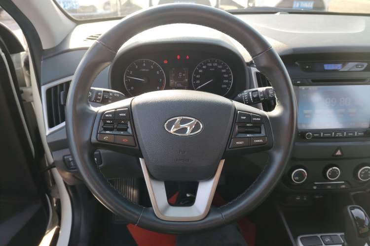 Used Hyundai ix25 2015 1.6L Automatic Two-Wheel Drive Smart GLS Trim
