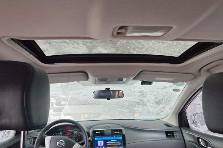 Used Nissan Tiida 2014 1.6L CVT Smart Model