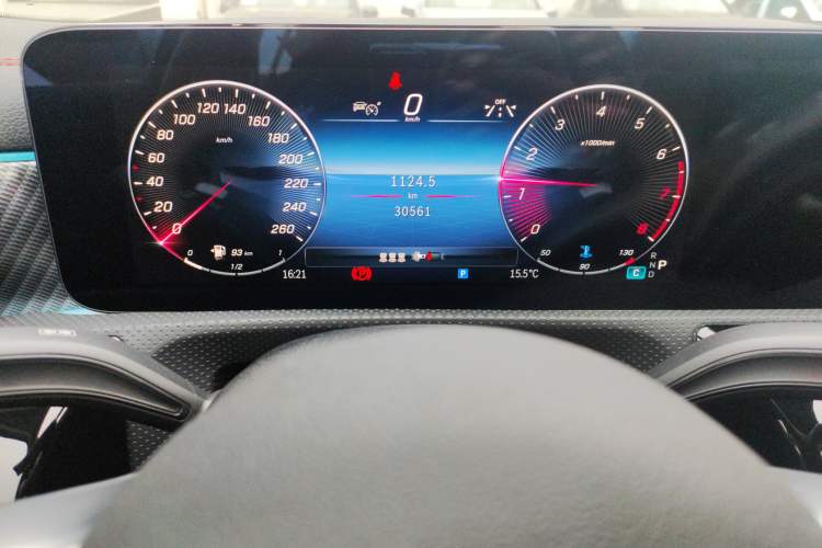 Used Mercedes-Benz A-Class 2022 Revised Version A 200 L Sport Sedan Fashionable Style
