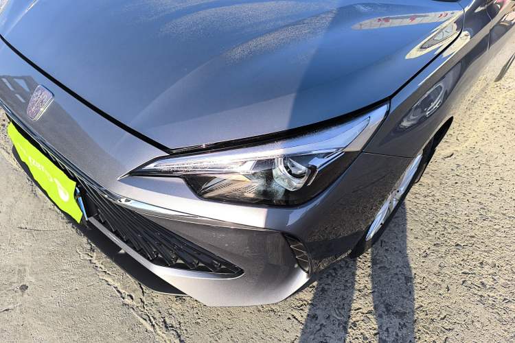 Used Roewe i5 2023 1.5L Manual Comfort Edition
