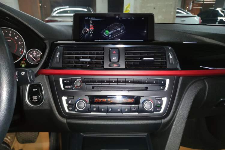 Used BMW 3 Series 2015 328i xDrive Sports Design Package
