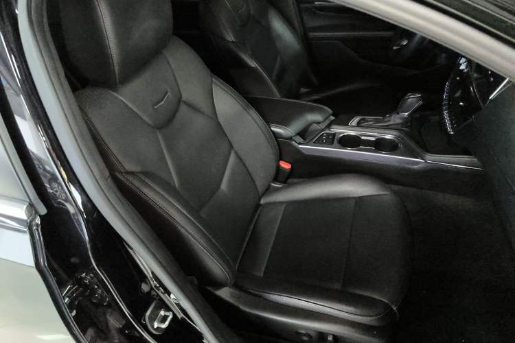 Used Cadillac CT4 2023 25T Luxury Model
